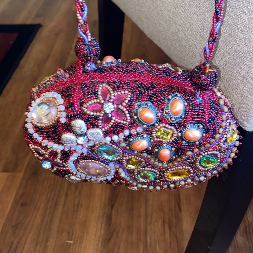 🌹Rhinestone beaded clutch Vantage